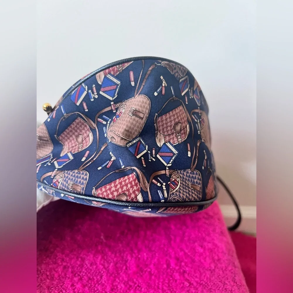 Longchamp crossbody bucket bag, Like New